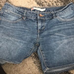 Levi’s jean shorts